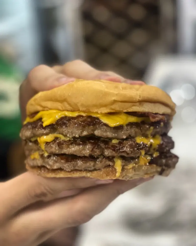 theburguercult006 768x960