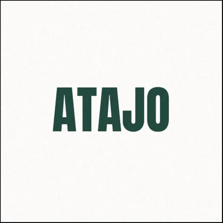 logo atajo 768x768