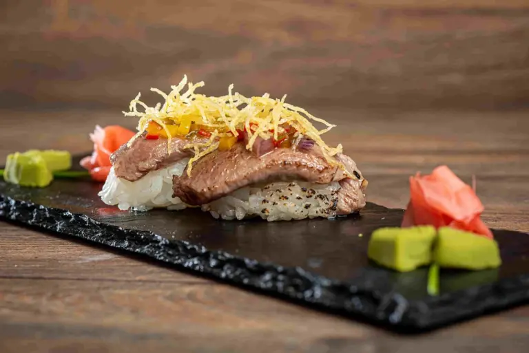 mura.sushinikkei.lp 007 768x513