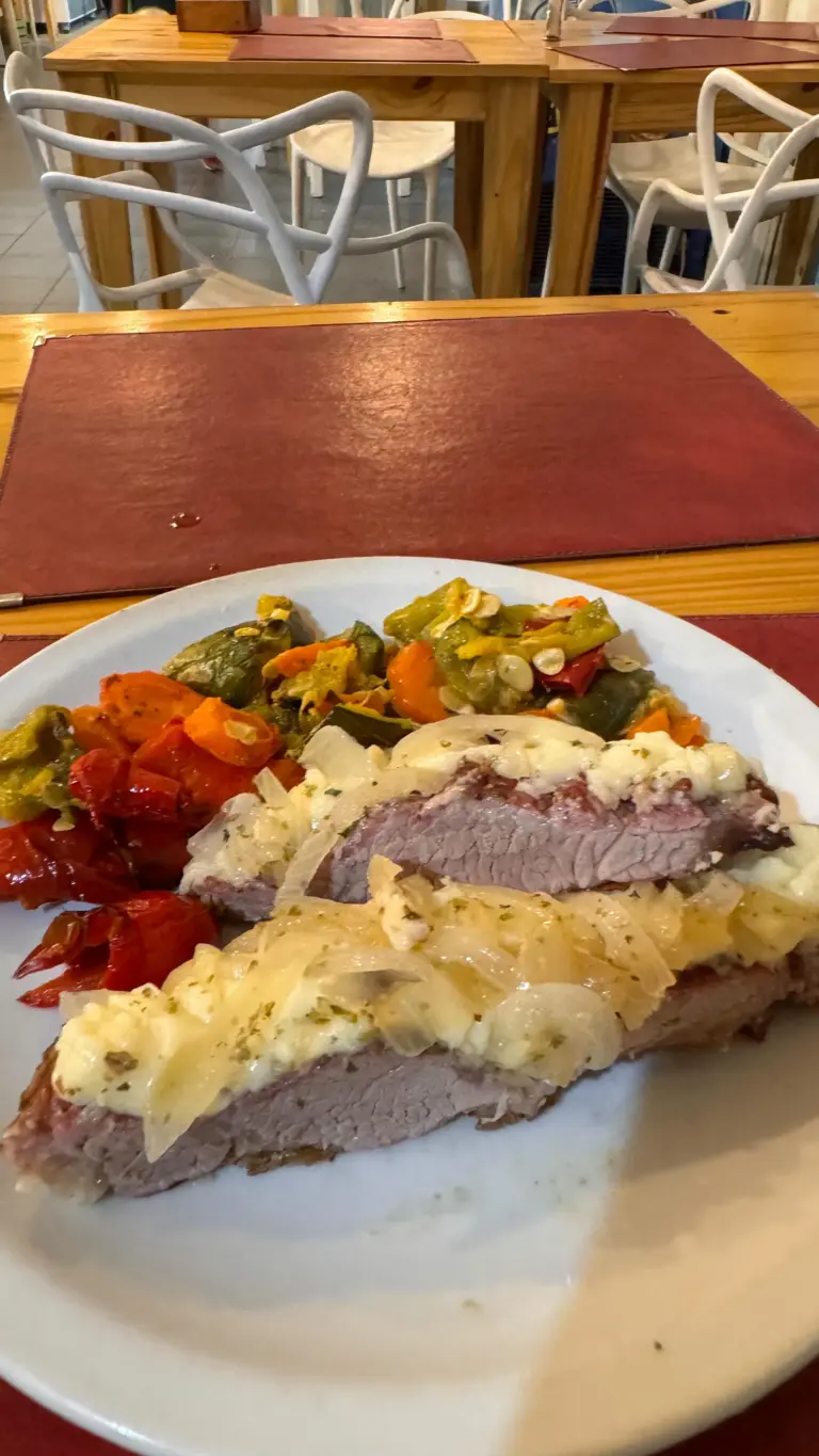 lacuevabuffet006 768x1365